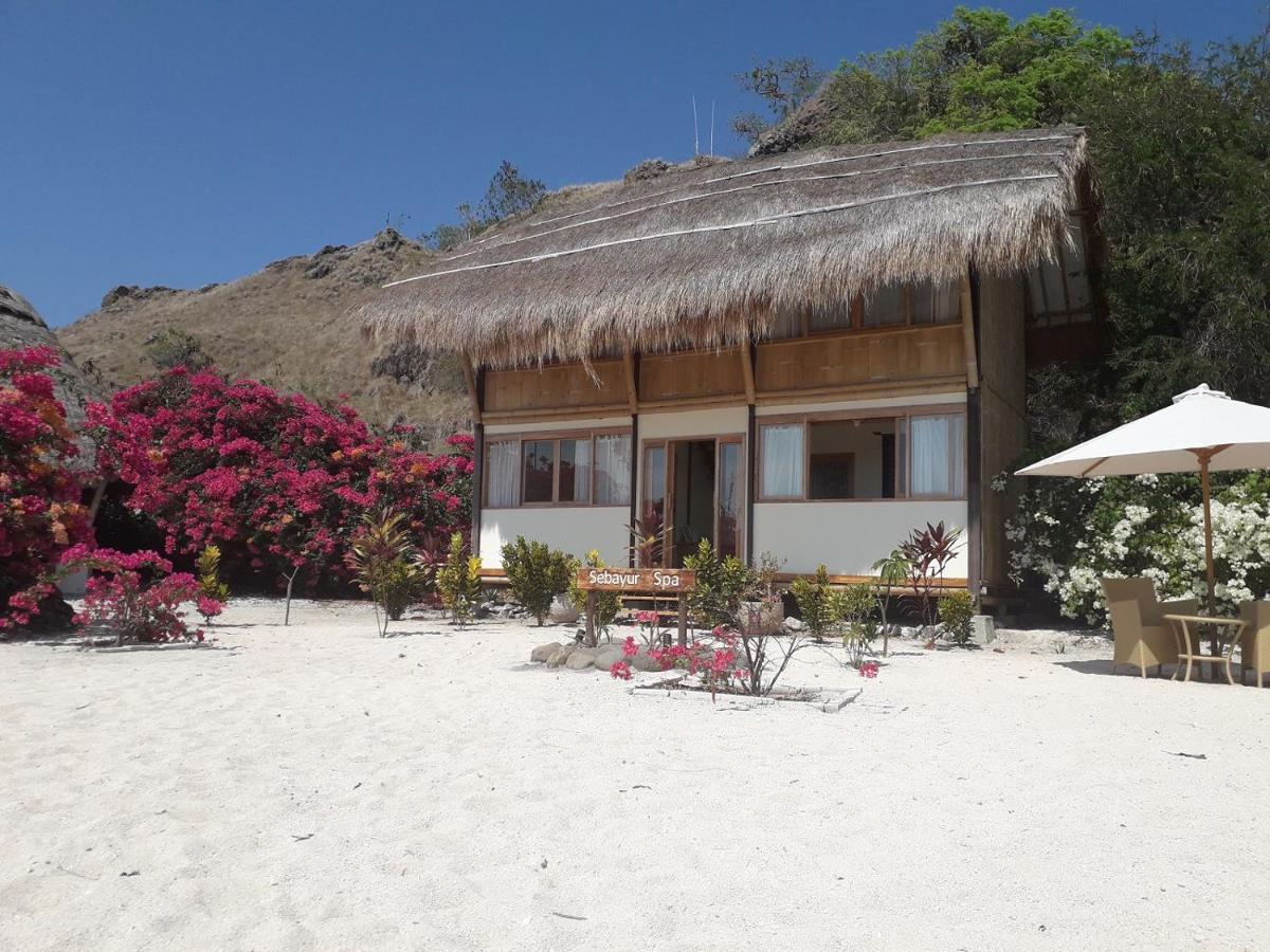 Komodo Resort Sebayur Εξωτερικό φωτογραφία