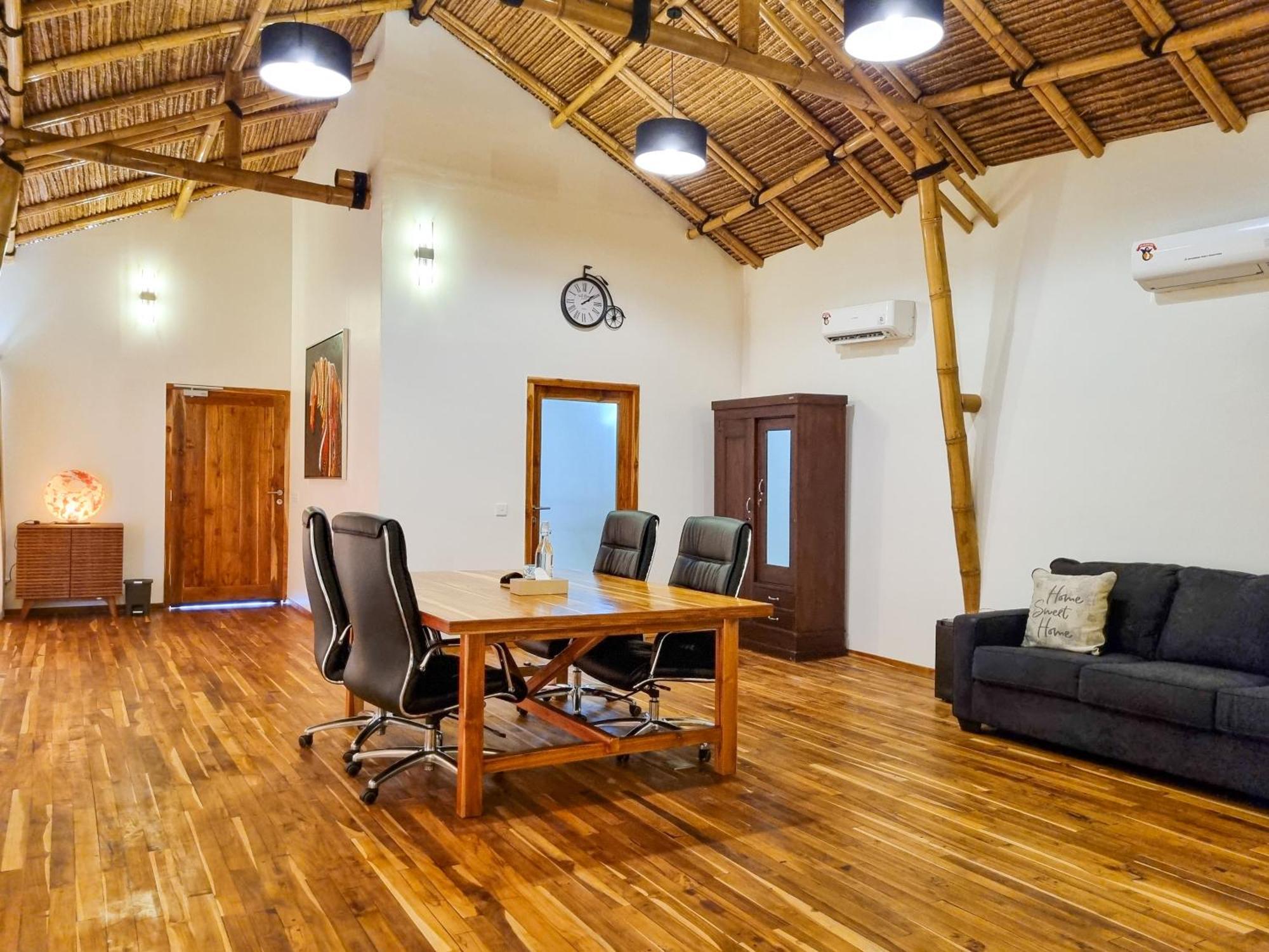 Komodo Resort Sebayur Εξωτερικό φωτογραφία