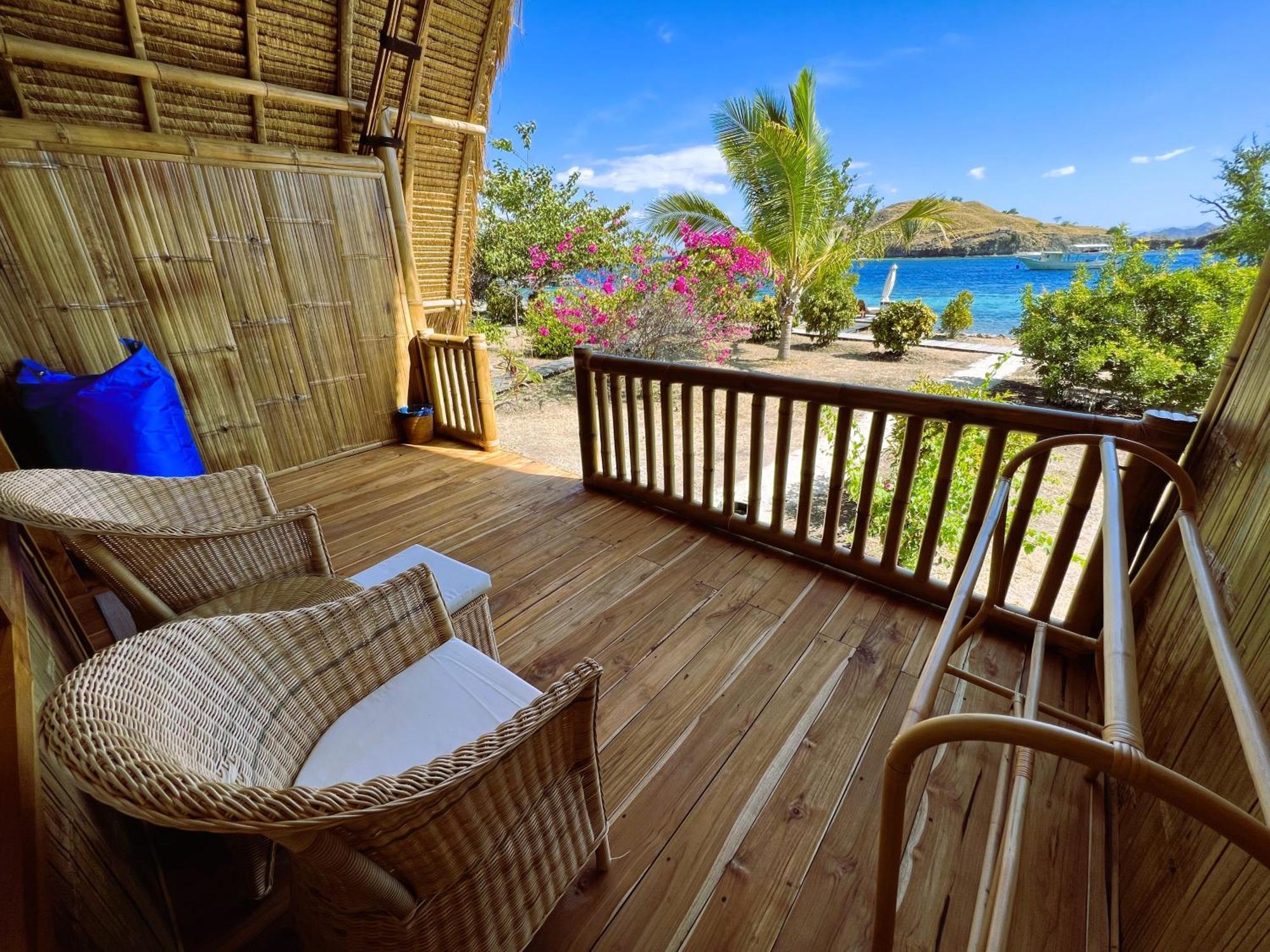 Komodo Resort Sebayur Εξωτερικό φωτογραφία