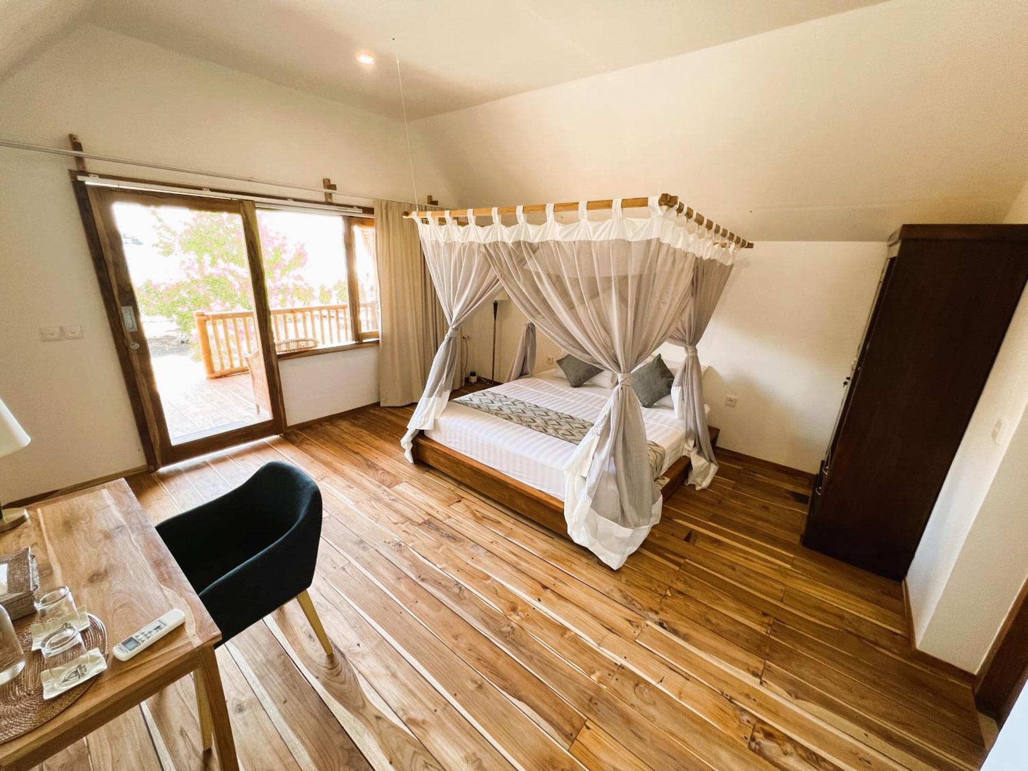Komodo Resort Sebayur Εξωτερικό φωτογραφία