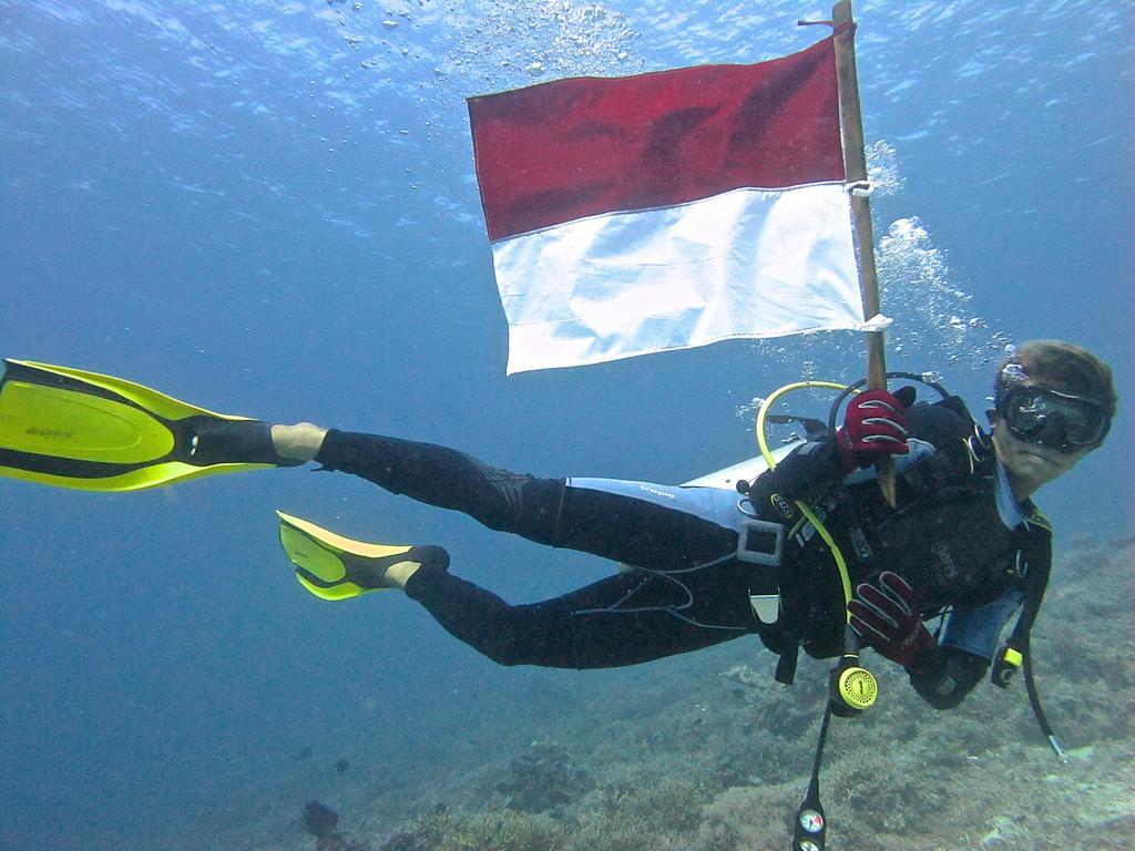 Komodo Resort Sebayur Εξωτερικό φωτογραφία