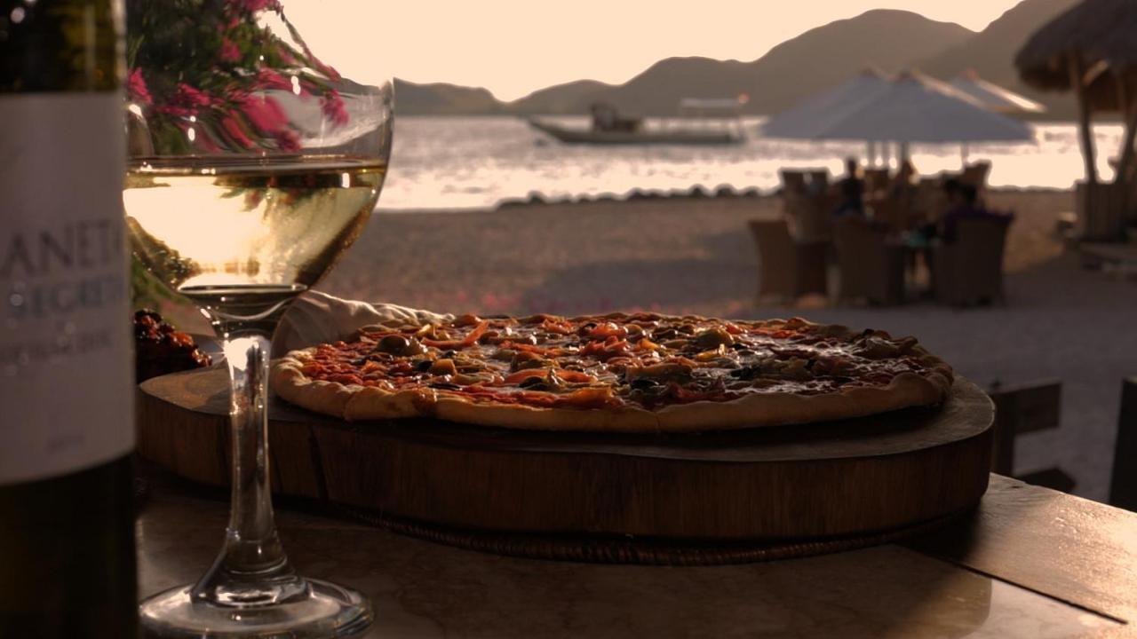 Komodo Resort Sebayur Εξωτερικό φωτογραφία