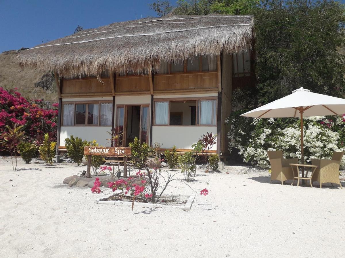 Komodo Resort Sebayur Εξωτερικό φωτογραφία