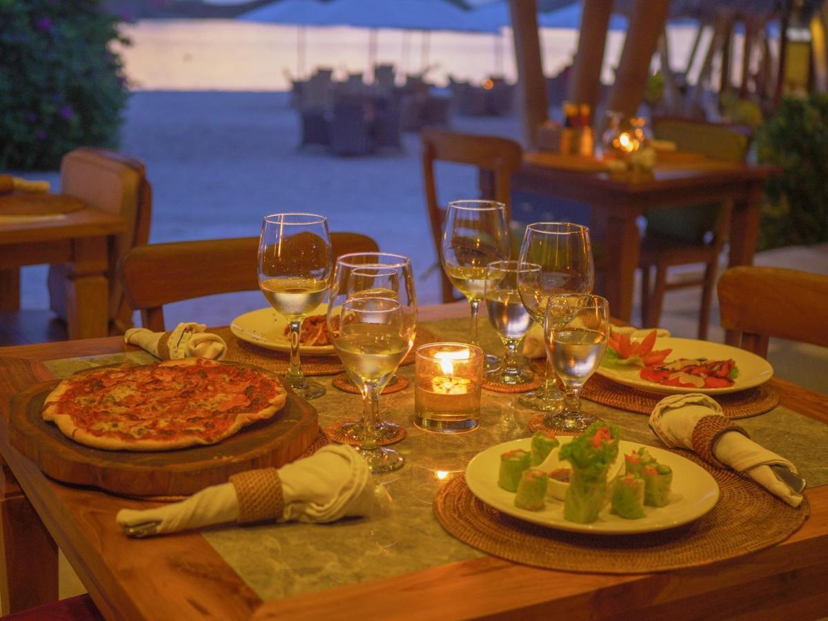 Komodo Resort Sebayur Εξωτερικό φωτογραφία